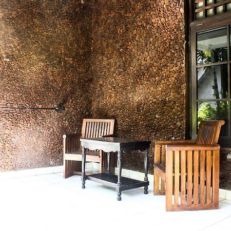 Berlian Inn 꾸따 외부 사진